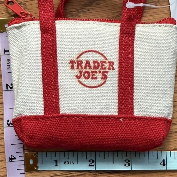 Nwt Trader Joe's Micro Zip Red Tote + Clear Glitter Rolling Suitcase Luggage Set - Picture 6 of 6